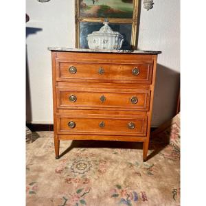 Petite Commode, 3 Tiroirs, Louis XVI, En noyer d époque XVIIIEM siècle.