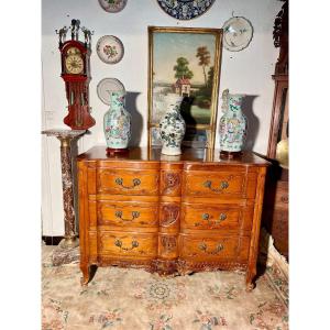 Crossbow Chest Of Drawers, Lyonnaise, Regency In Walnut From The 18th Century.