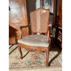 Fauteuil  Régence En Noyer D époque XIXém Siècle. 