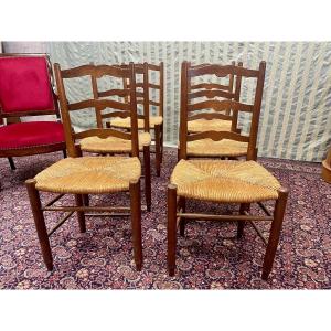 Set Of 6 Louis XV Chairs In Oak From The 18th Century.