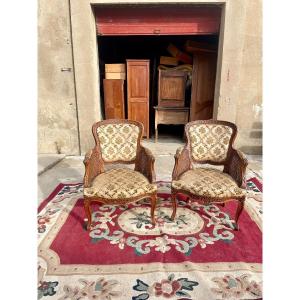 Pair Of Regency Walnut Bergeres, 19th Century.