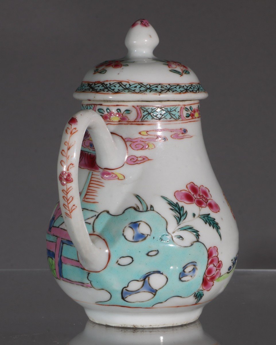 A Fine Yongzheng Famille Rose Cream Pot And Lid-photo-2