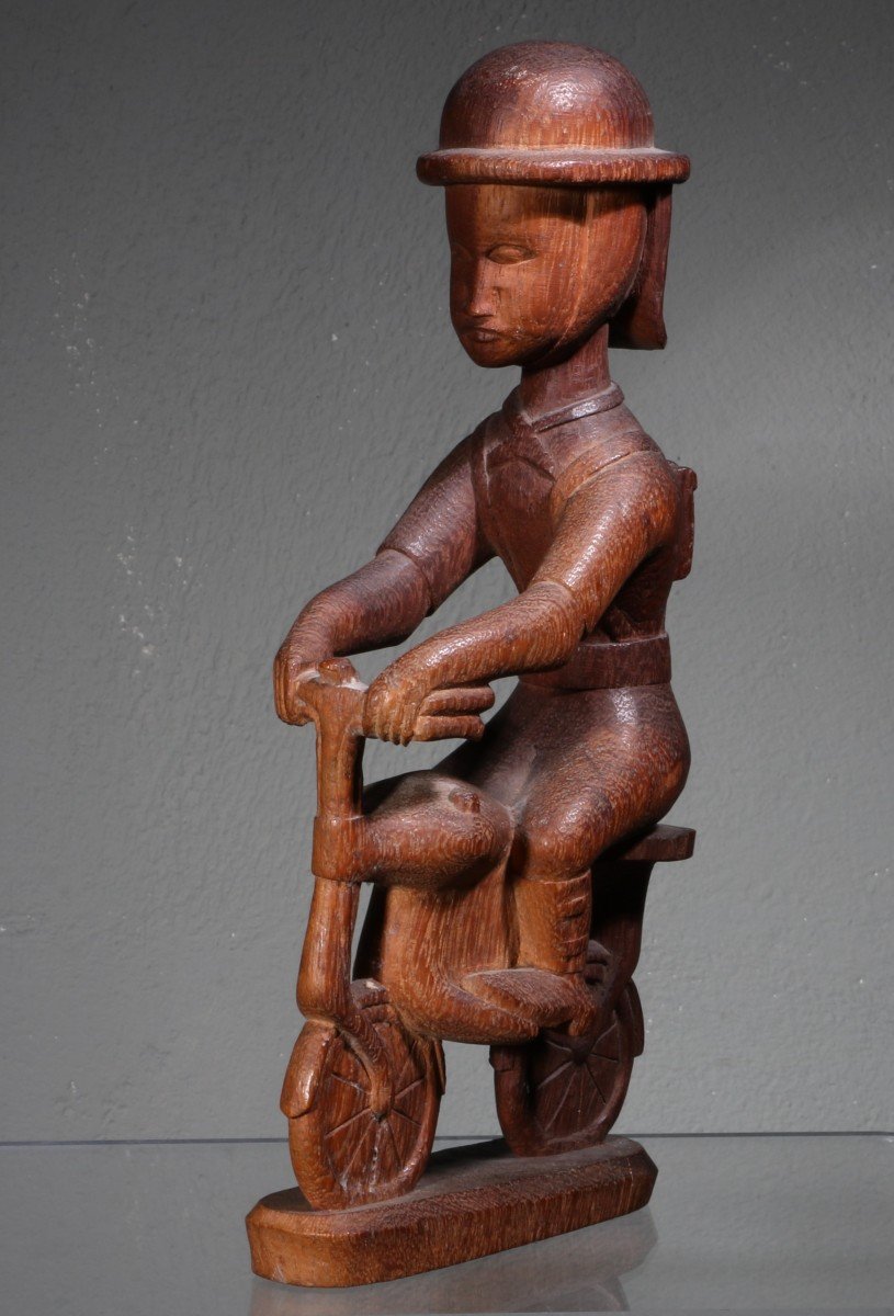 20th Century Colonial Kamba Figurine-photo-1