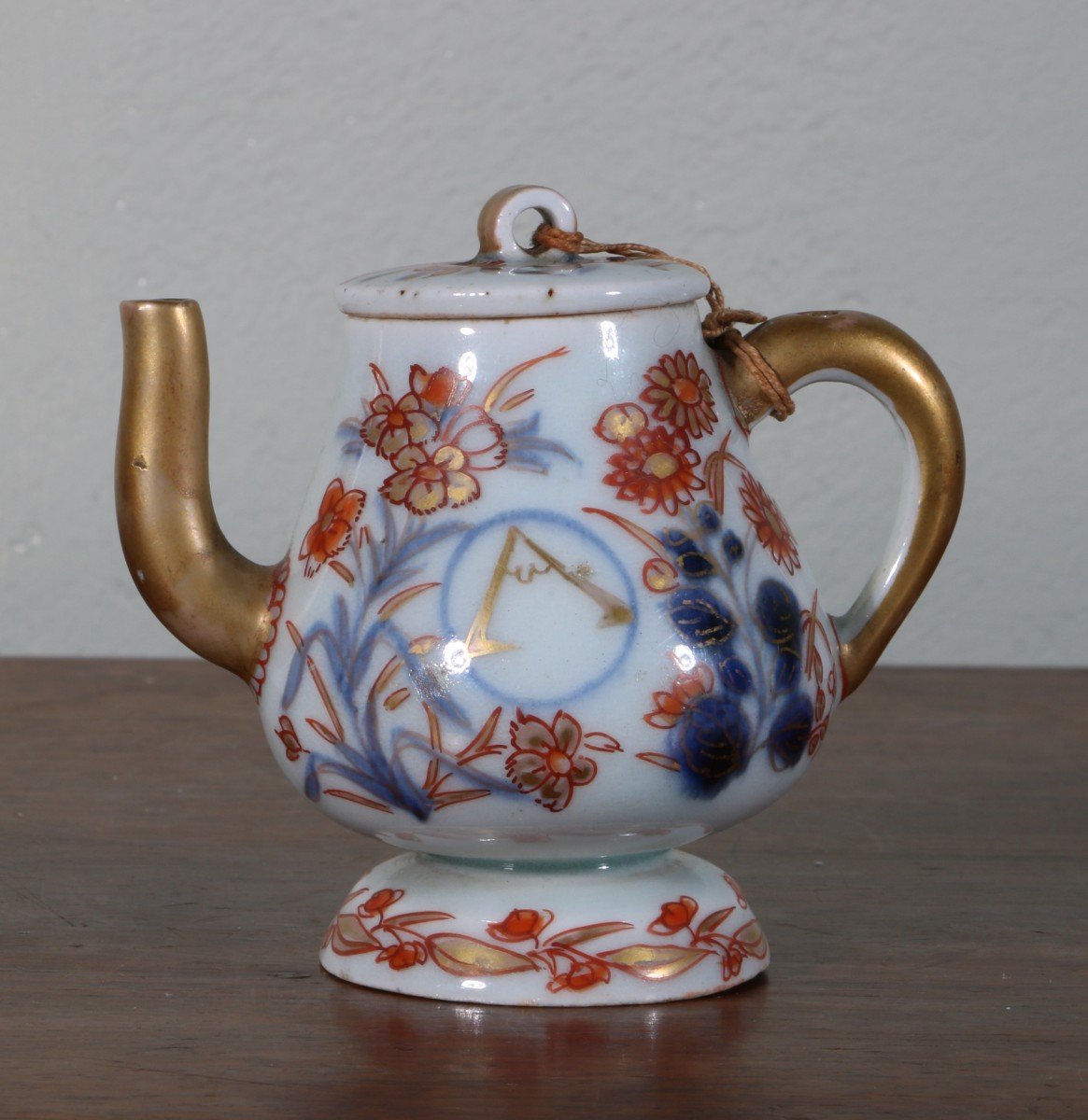 Small Imari Condiment Pot, Japan, E18th Century