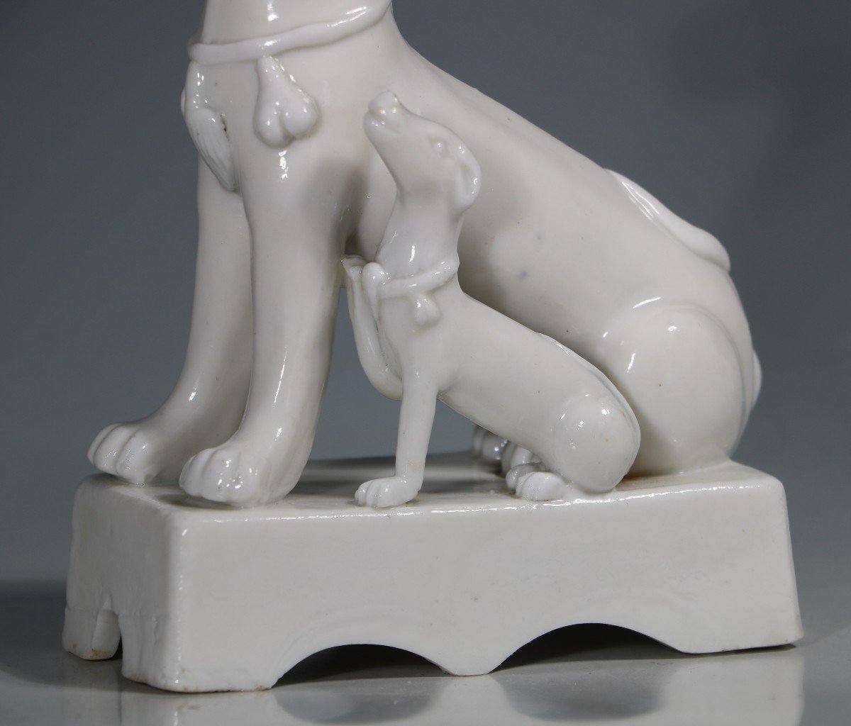 Pair Of Kangxi White Chinese Hunting Dogs, 17th/18th Century-photo-3