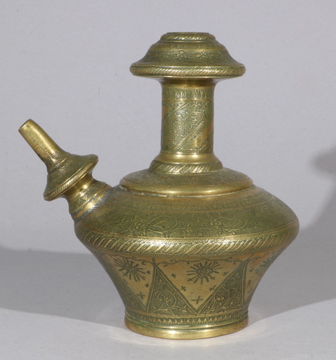  Kendi Java In Engraved Brass, 19th/20th Century-photo-3