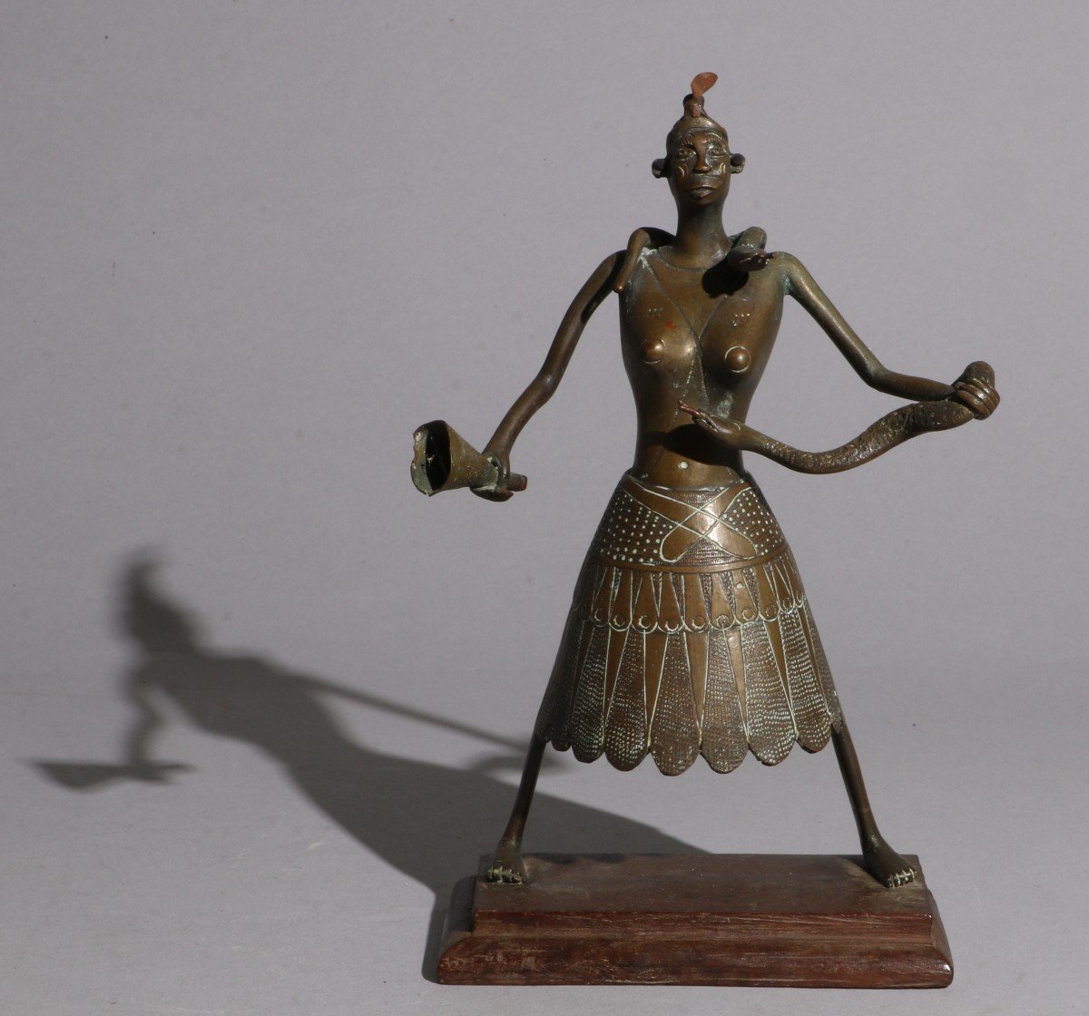 Beautiful Brass Fon Figurine From Benin, Early 20th Century-photo-1