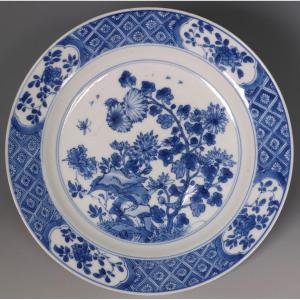 Assiette Kangxi Bleu Et Blanc XVIIe Siècle