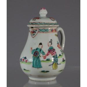 A Fine Yongzheng Famille Rose Cream Pot And Lid