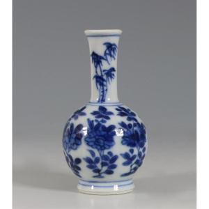 Vase Chinois Bleu Et Blanc Kangxi 17/18 ème Siècle