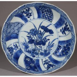 A Tianqi L Ming Blue And White Saucer Dish