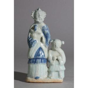 Un Groupe Inhabituel De Figures Bleues Et Blanches Qianlong 18e Siècle