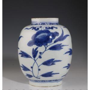 Small Dutch Delft Blue And White Pot L17thc