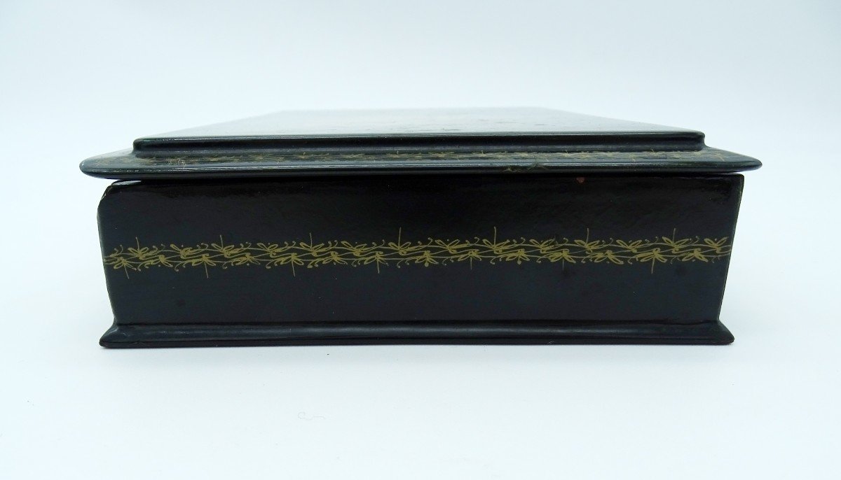 1950s Russian Lacquer Box-photo-4