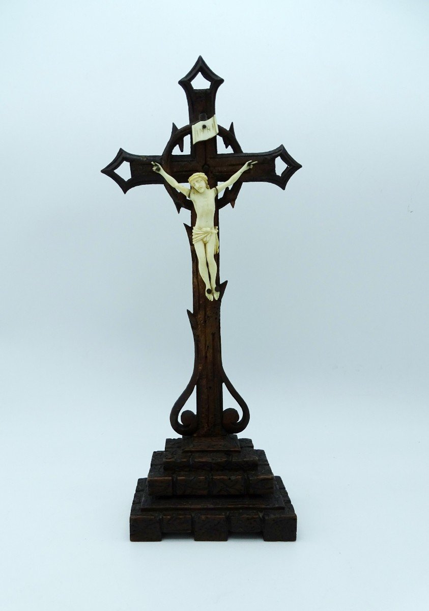 Christ In Ivory  Black Forest 1900-photo-2