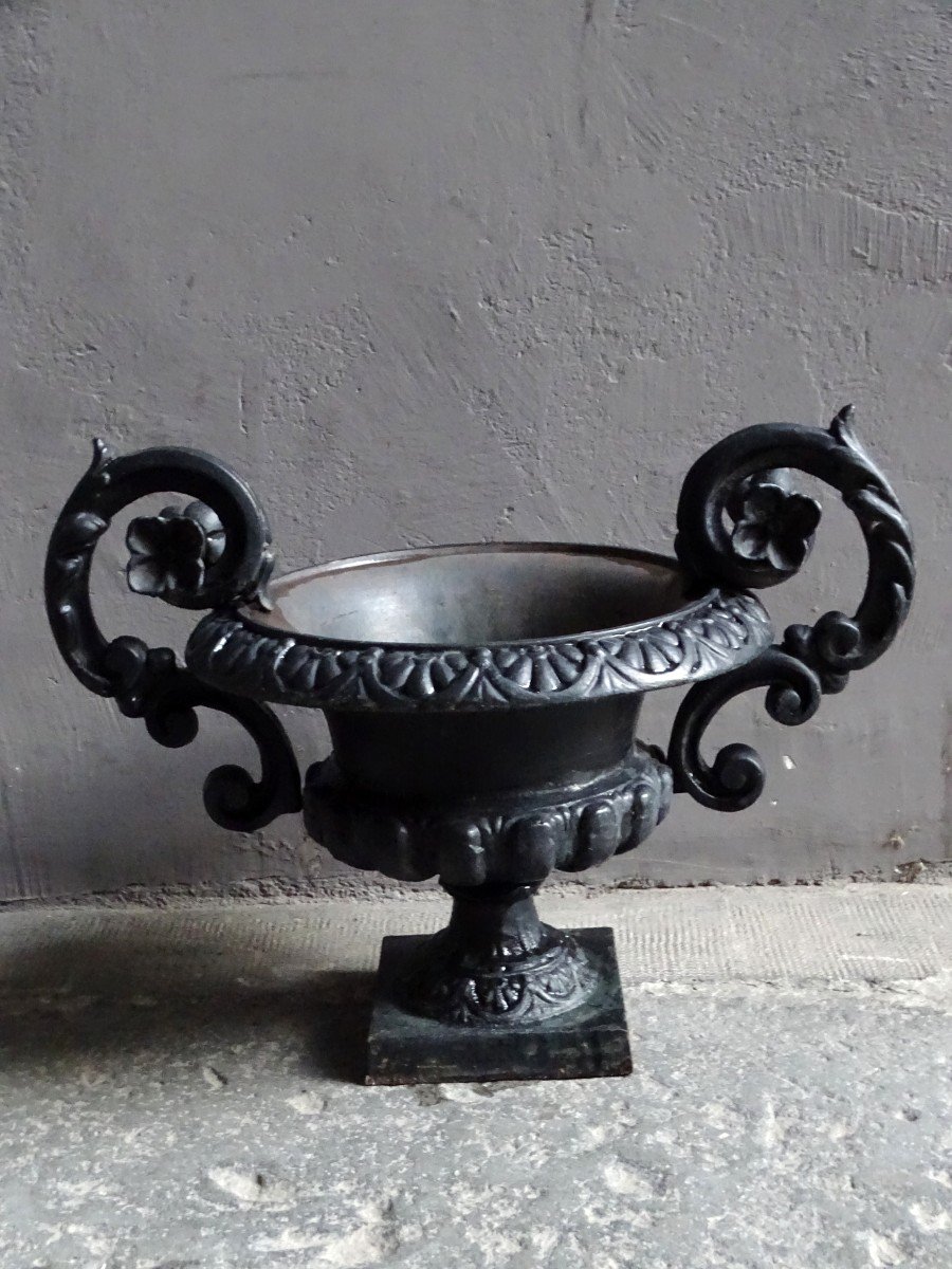 19th Century Cast Iron Garden Basin