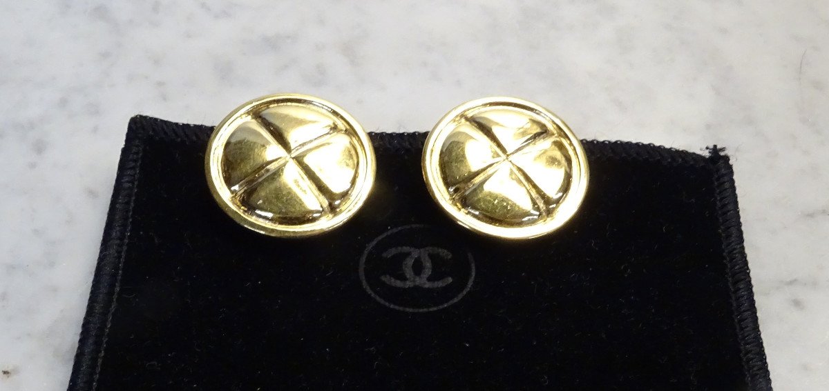 Pair Of Chanel Clip-on Earrings Years 70