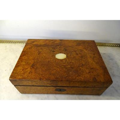 Box In Spruce Burr Period 19th