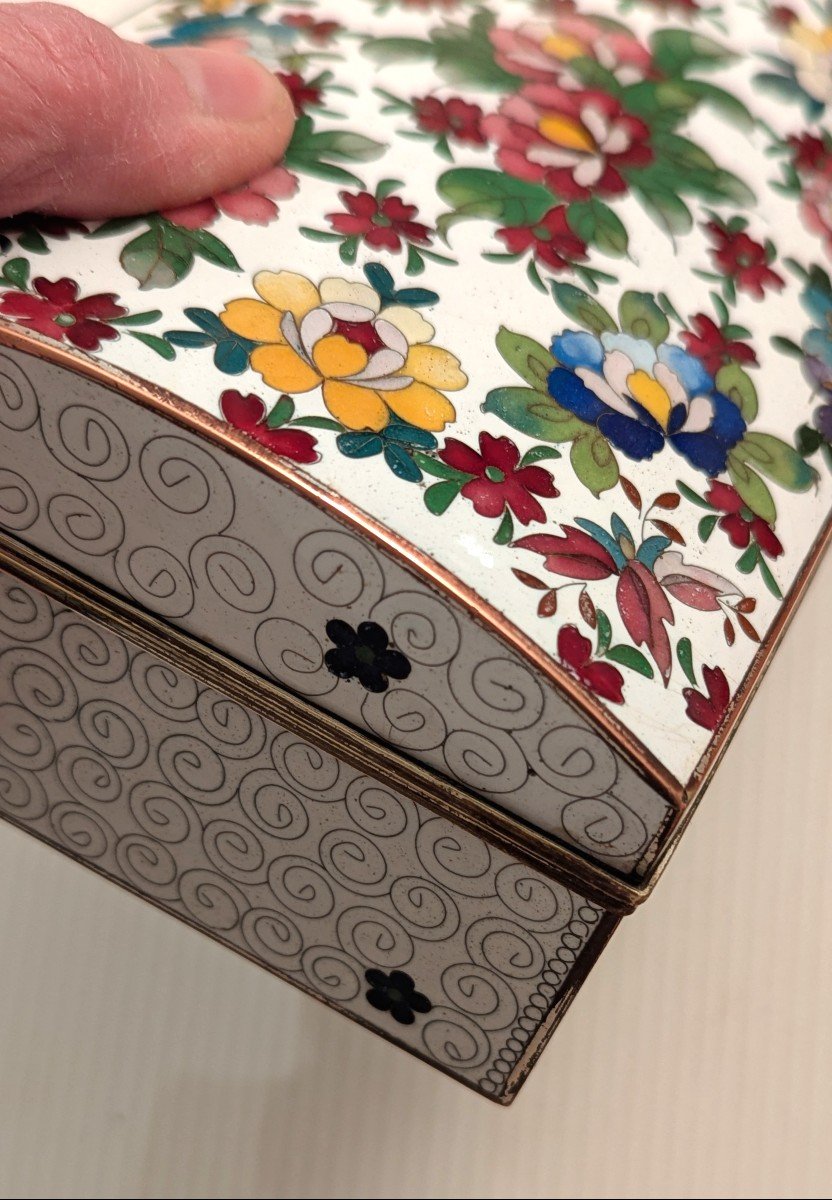 Coffret en cloisonné-Japon-Méiji-Beau décor floral-photo-3