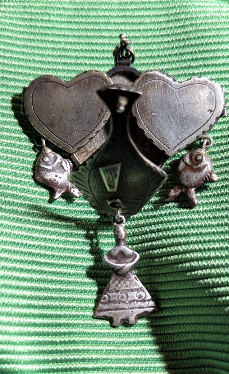 Antique Ethnic Jewelry, In Silver - Opening Pendant - Heart-photo-2