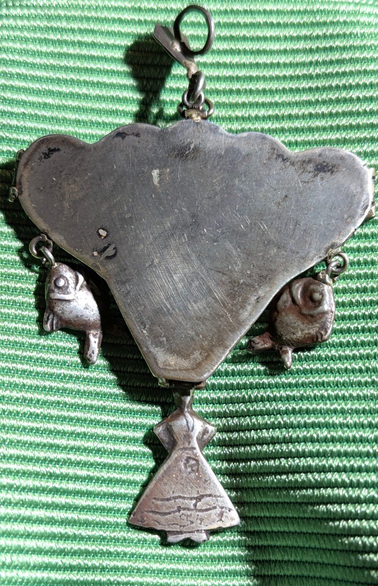 Antique Ethnic Jewelry, In Silver - Opening Pendant - Heart-photo-4