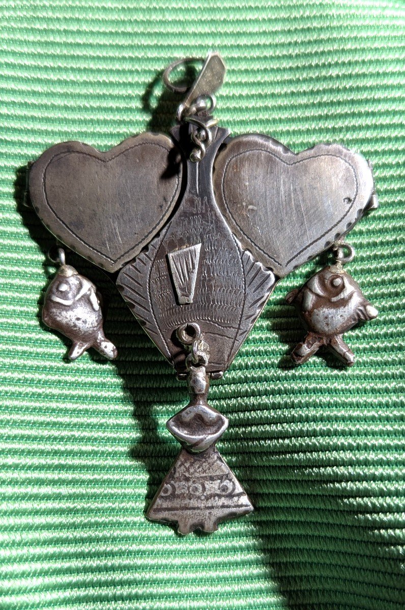 Antique Ethnic Jewelry, In Silver - Opening Pendant - Heart