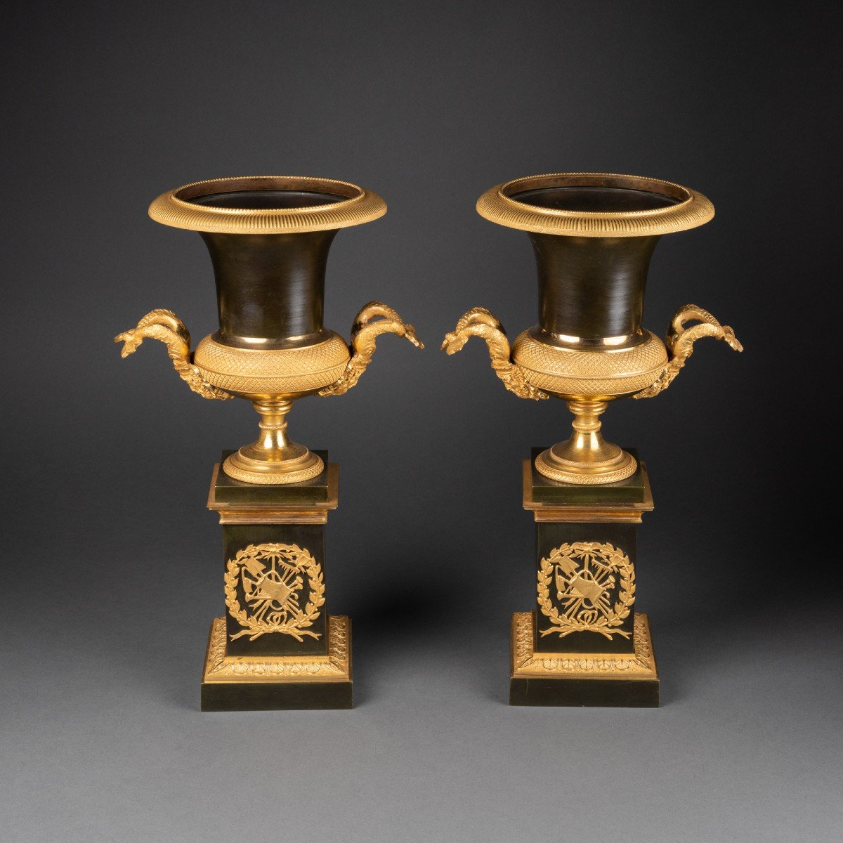 Pair Of Medici Vases In Patinated And Gilded Bronze Empire Period-photo-7