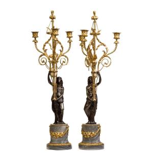 Paire De Candélabres En Bronze Patiné Et Doré   Epoque Louis XVI