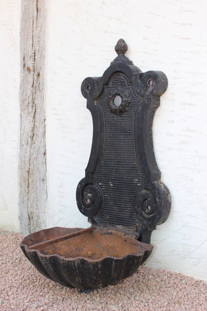 Wall Fountain In Cast Iron XIX-photo-7