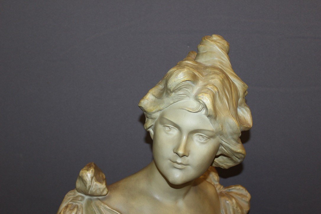 Sculpture Art Nouveau De Jeune Femme Titrée Curieuse Par Madrassi-photo-3