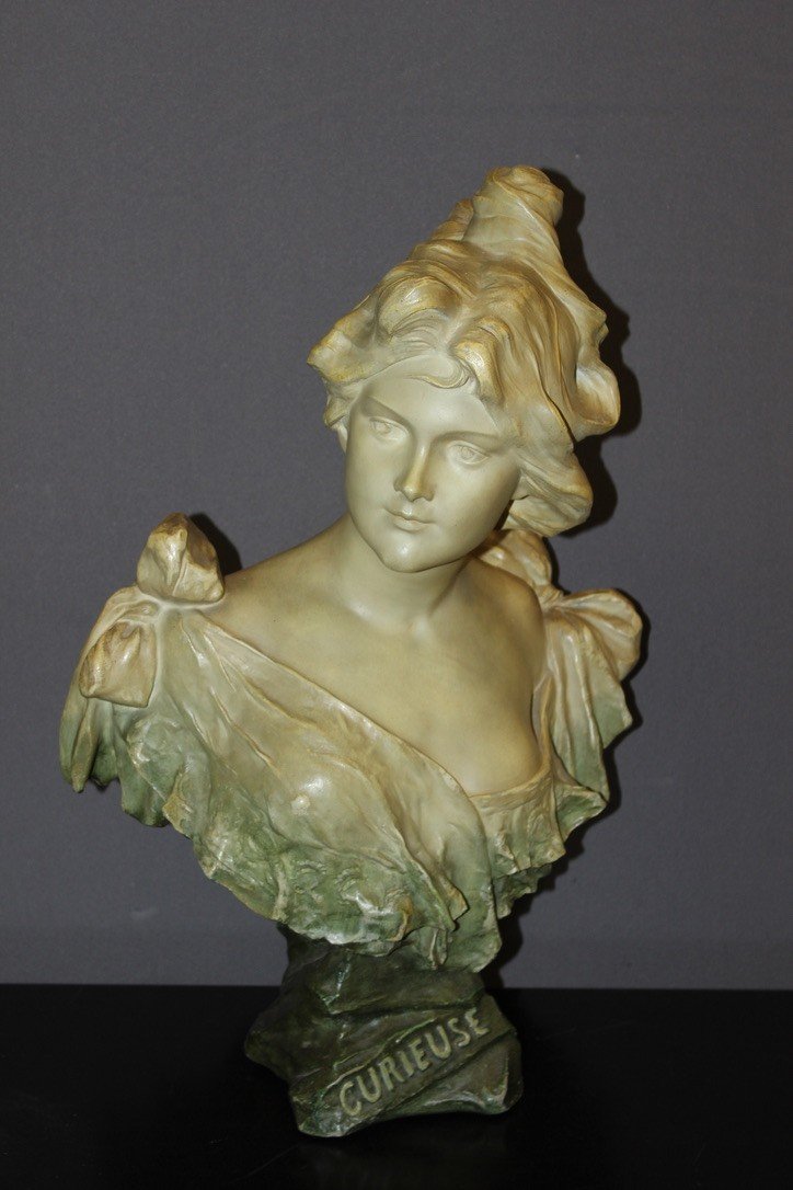 Sculpture Art Nouveau De Jeune Femme Titrée Curieuse Par Madrassi-photo-8