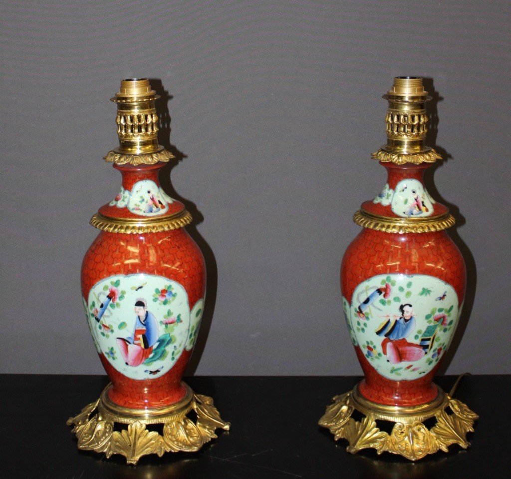 Pair Of Porcelain Lamps With Chinese Decor And Gilt Bronze Mount End XIX-photo-2