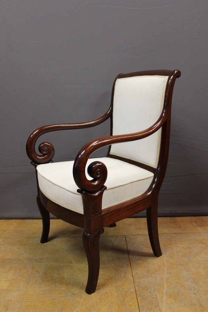 Pair Of Louis Philippe Period Armchairs With Mahogany Crosses XIX-photo-3