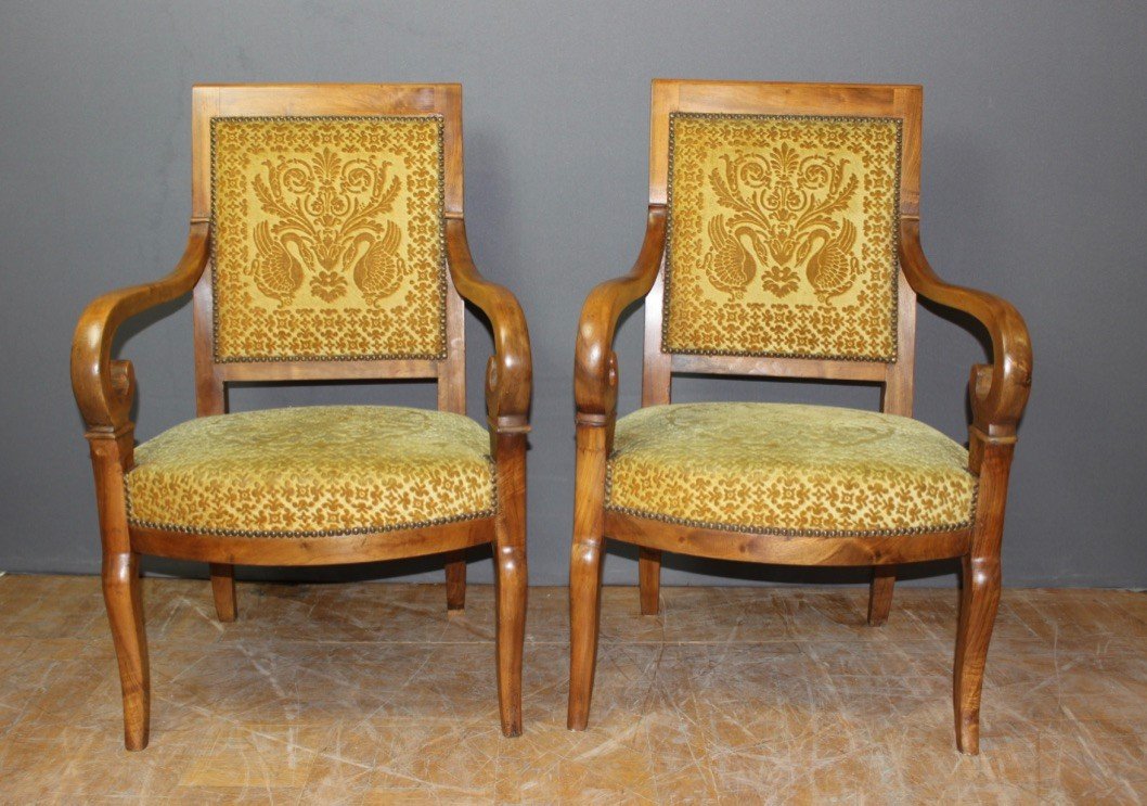 Pair Of Restoration Armchairs In Walnut XIX
