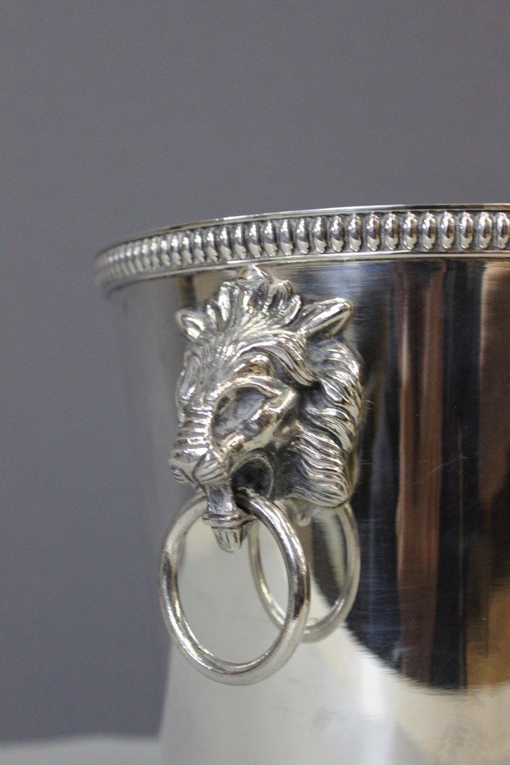 Champagne Bucket In Silver Metal With Lions-photo-2