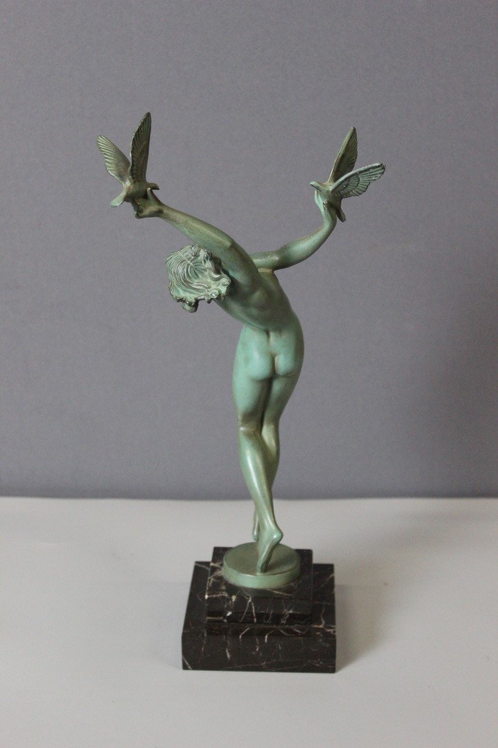 Art Deco Sculpture Young Woman With Doves Circa 1930-photo-1