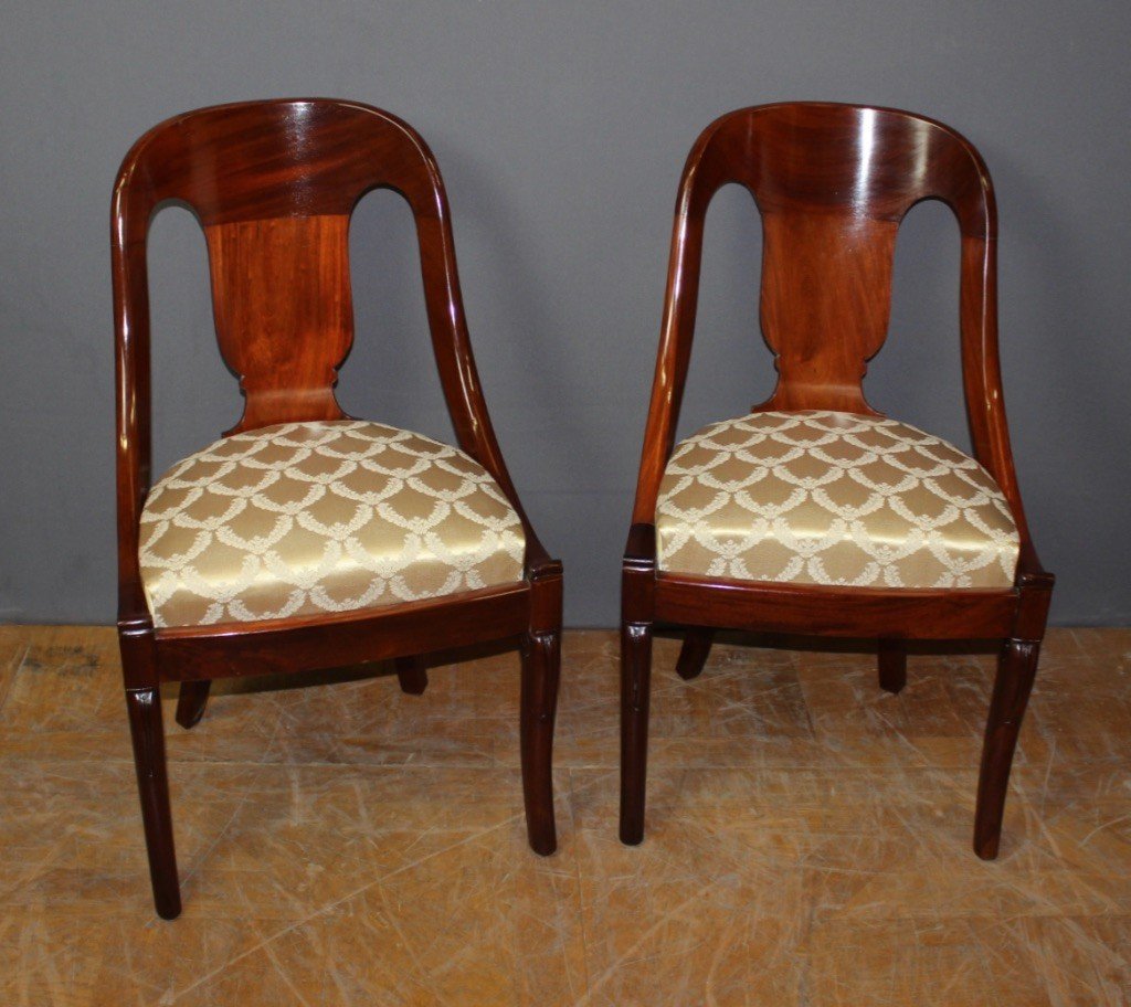 Set Of Four 19th Century Mahogany Gondola Chairs -photo-7