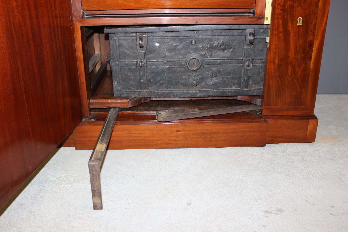 19th Century Corsair Safe In Mahogany-photo-4