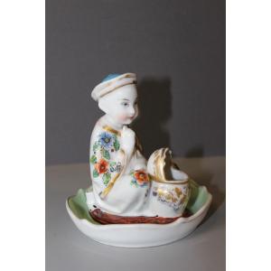 Encrier Au Chinois En Porcelaine XIX