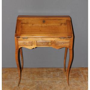 Louis XV Donkey Back In Walnut XVIII