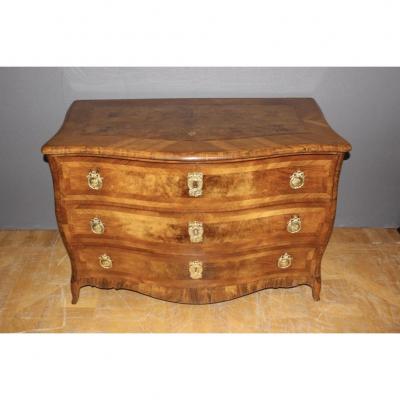 Louis XV Commode In Walnut Marquetry XVIII