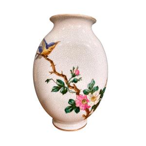 Vase En Opaline Blanche De Baccarat - 1879