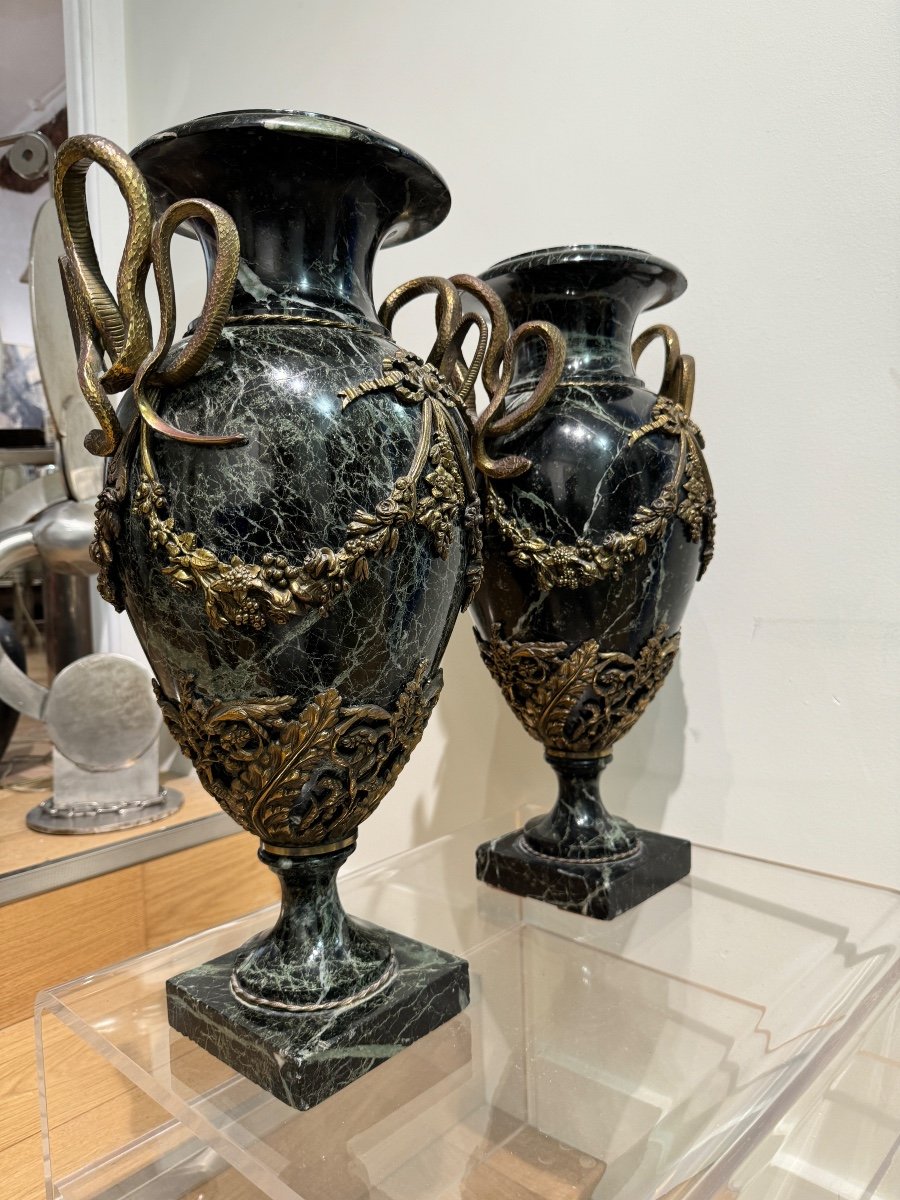 Pair Of Baluster Vases In Marble And Bronze -photo-2