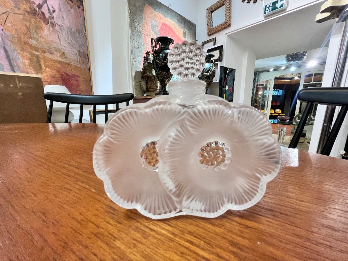 Lalique Two Flowers Bottle -photo-3