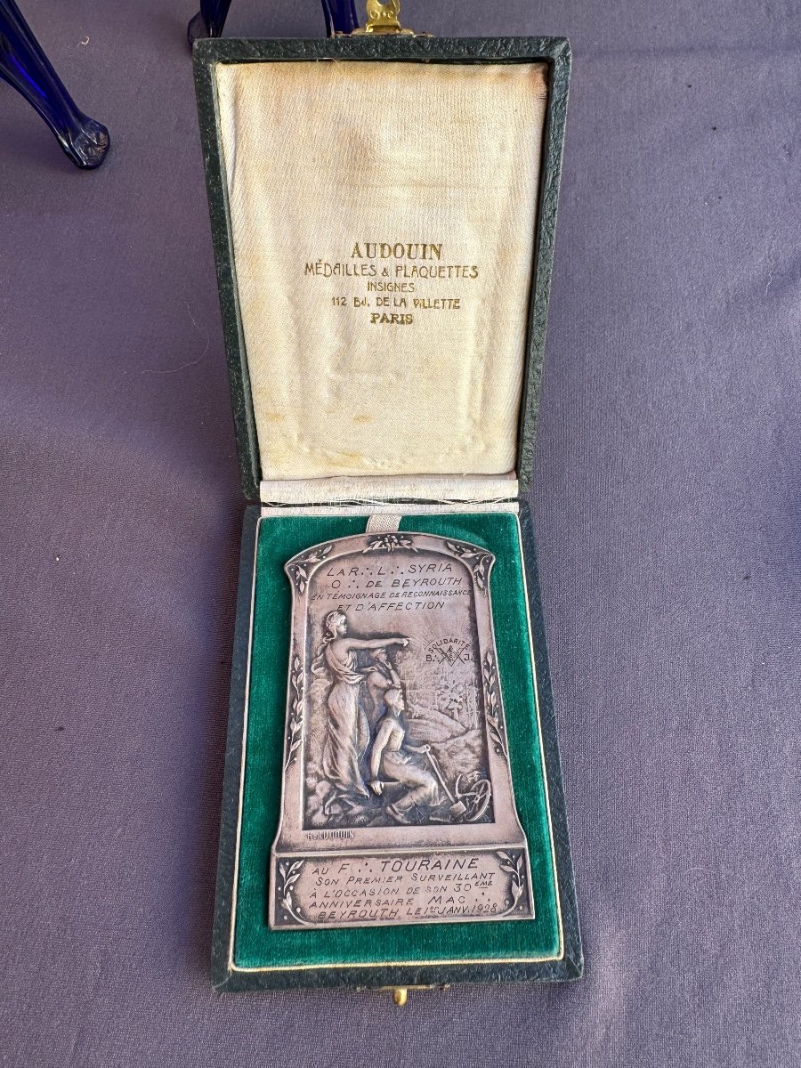 Médaille Loge Maçonnique Libanaise De Beyrouth 1928 Rare + Coffret -photo-3