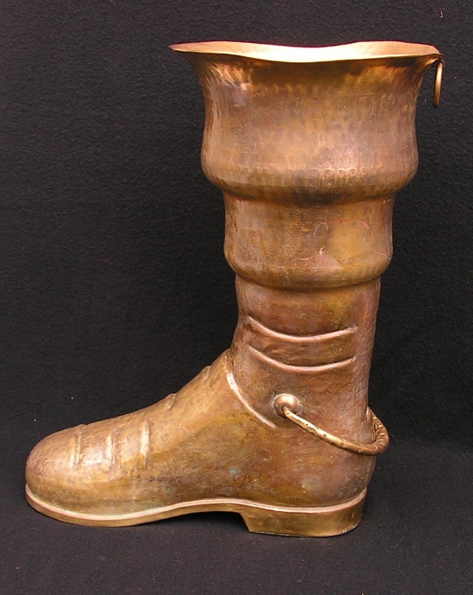 Old Boot Umbrella Stand In Brass Work Of Brassworker Popular Art