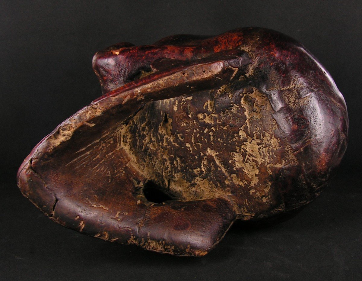 Antique Carved Wooden Skull Covered With Leather Origin Tibet-photo-1