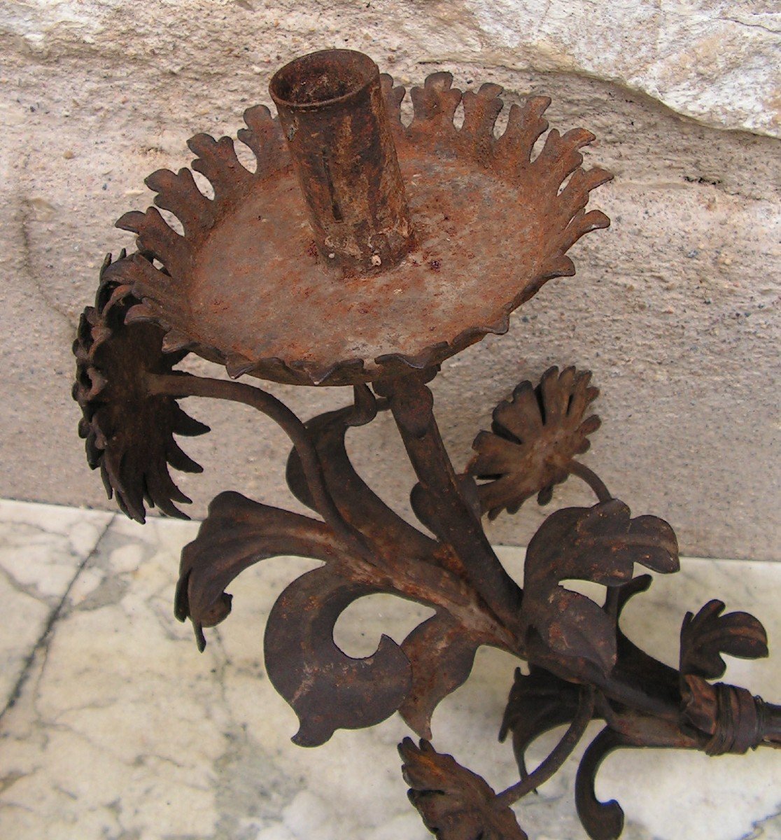 Louis XIV Period Wrought Iron Light Arms With Flower Decor-photo-6