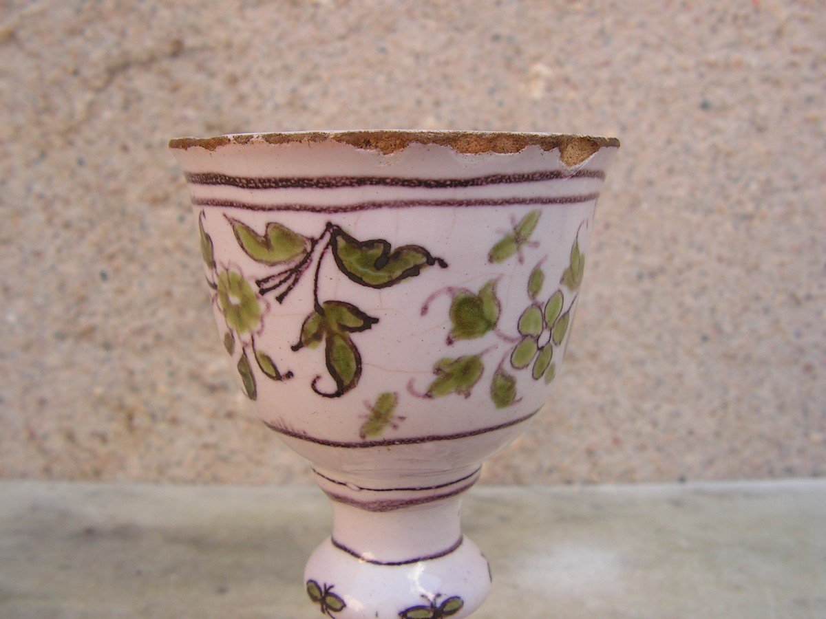 Egg Cup Or Chalice In Moustiers Earthenware Decorated With Flowers And Butterflies, 18th Century-photo-3