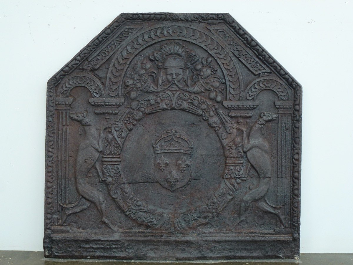 Plaque de cheminée aux armes de France datée 1581 (89x87 cm)